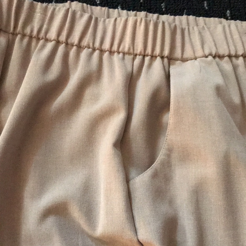 Pants With Functional Pockets - image 2